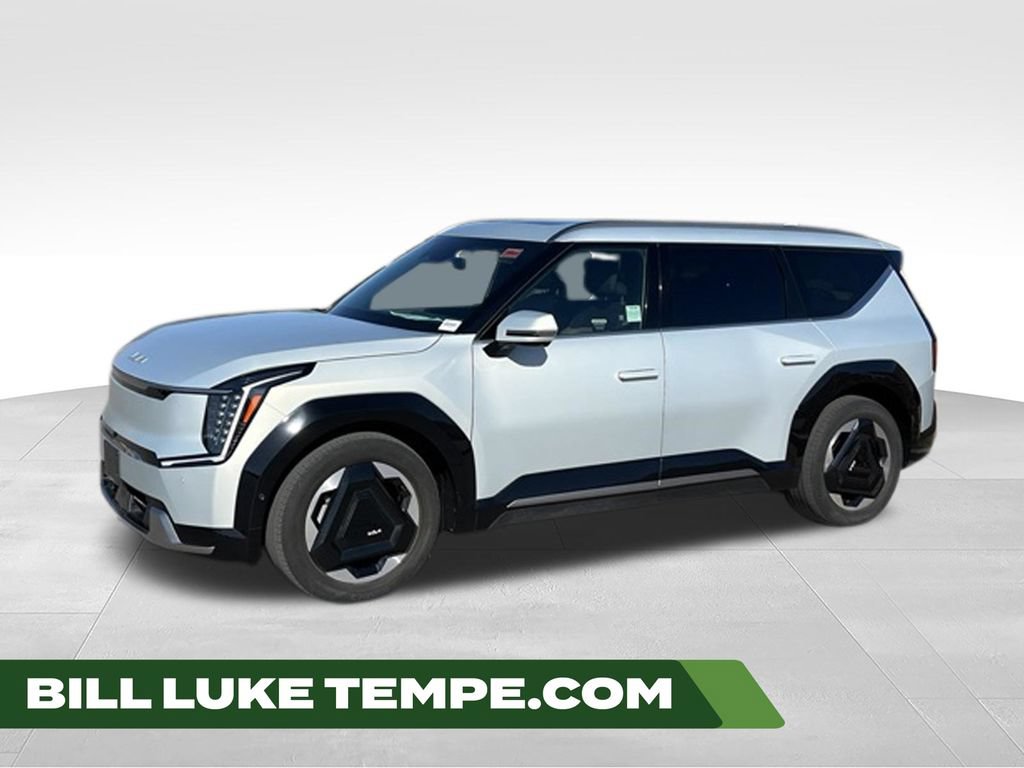 Used 2024 Kia EV9 Land AWD/4WD image 1