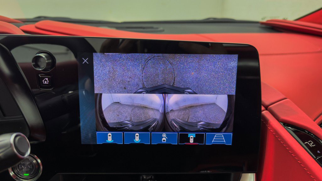 Used 2024 Chevrolet Corvette Stingray Premium Conv w/ Z51 Performance Package image 47