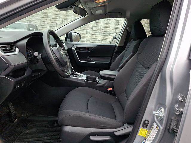 Certified 2021 Toyota RAV4 LE image 13