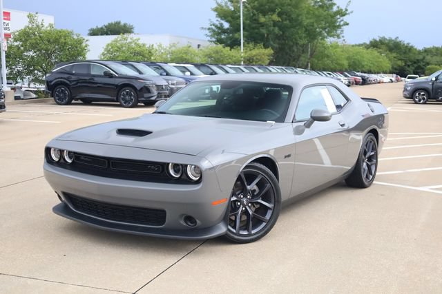 Used 2023 Dodge Challenger R/T w/ Blacktop Package RWD image 2