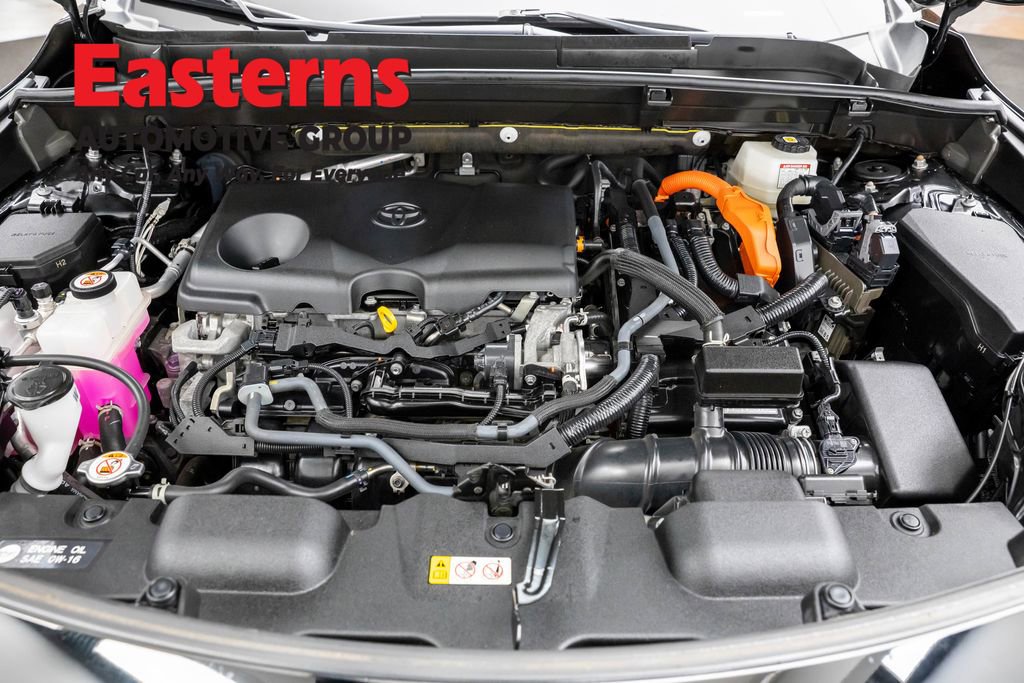 Used 2022 Toyota Venza LE image 7