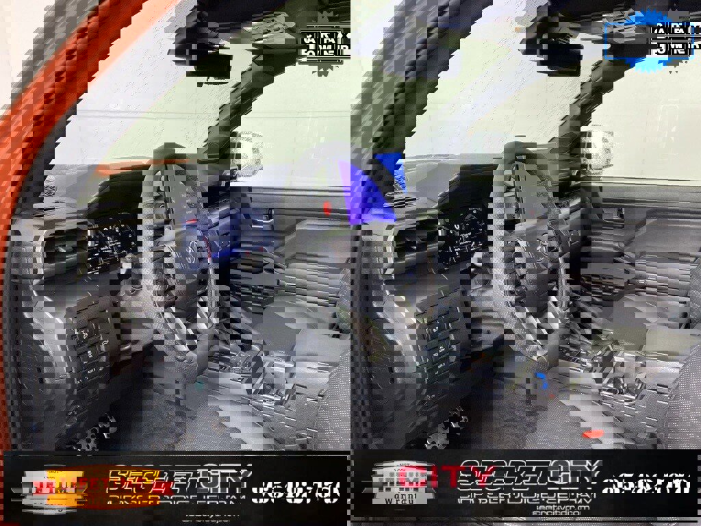 Used 2025 Toyota Tacoma TRD Sport w/ TRD Sport Premium Package image 11