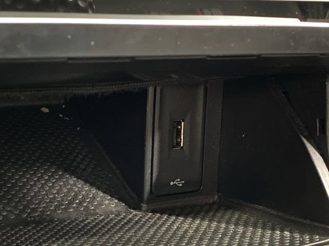 Used 2019 Volkswagen GTI Rabbit Edition image 21