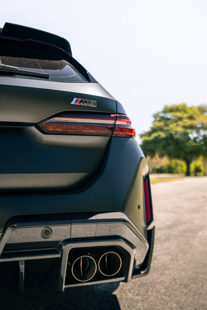 Used 2026 BMW M5 Touring w/ M Driver's Package image 11