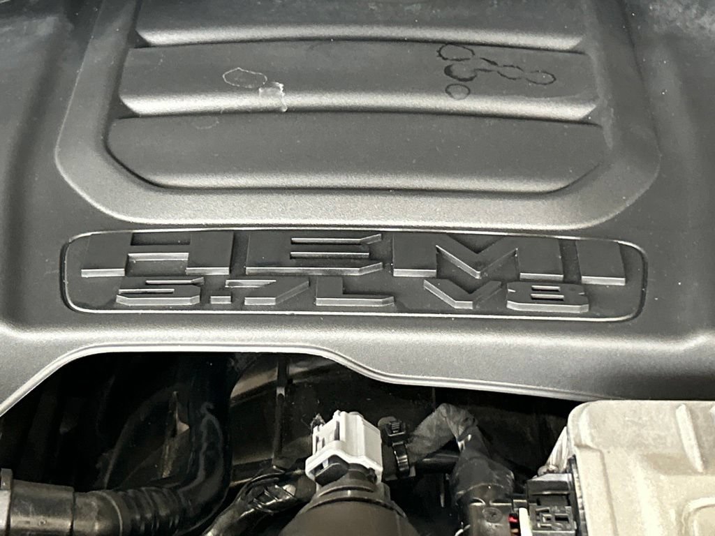 Used 2026 RAM 1500 Laramie w/ Night Edition AWD/4WD image 13