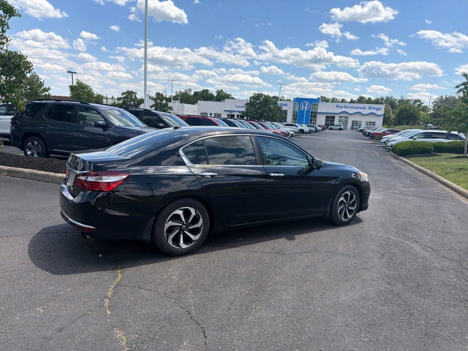 Used 2016 Honda Accord EX-L image 6