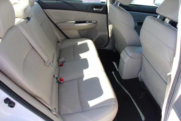 Used 2015 Subaru Impreza 2.0i Limited image 16