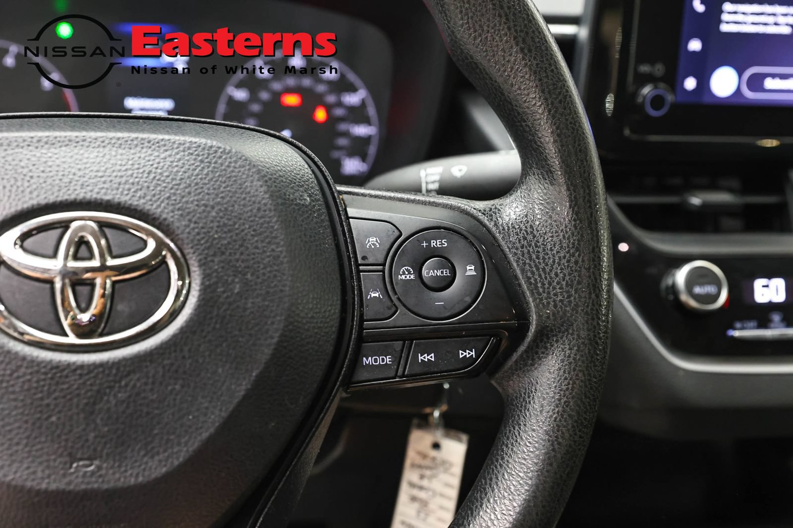 Used 2023 Toyota Corolla LE w/ Carpet Mat Package (TMS) FWD image 16