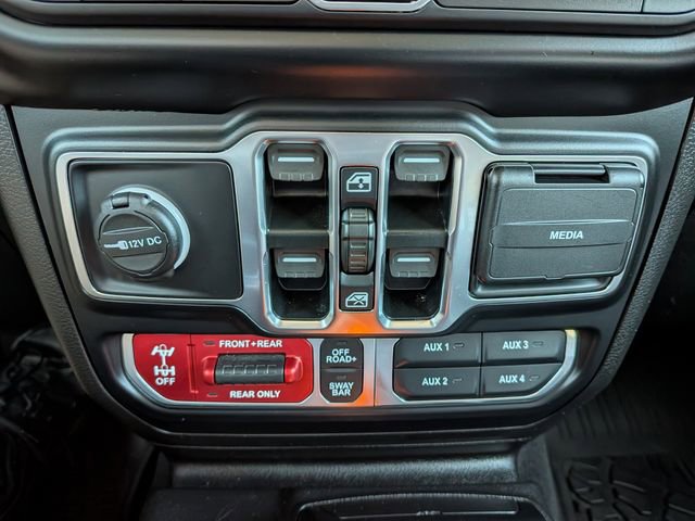 Used 2021 Jeep Wrangler Unlimited Rubicon image 25