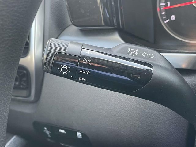 Used 2021 Kia Sorento LX FWD image 33