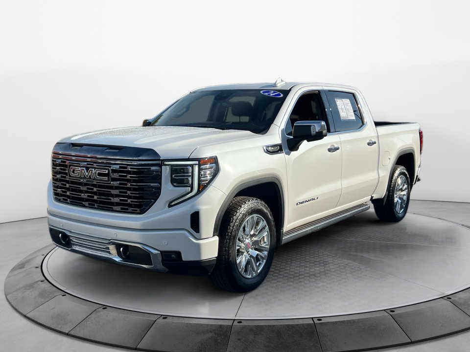 Used 2024 GMC Sierra 1500 Denali w/ Technology Package image 3