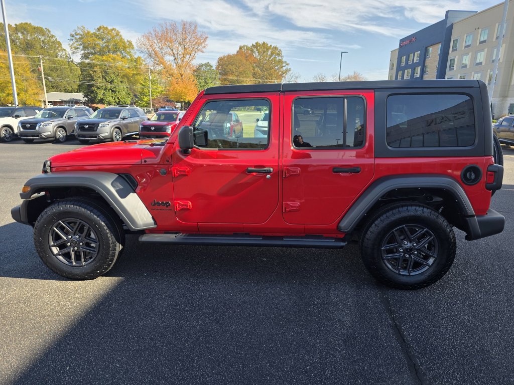 Used 2024 Jeep Wrangler Sport S image 6