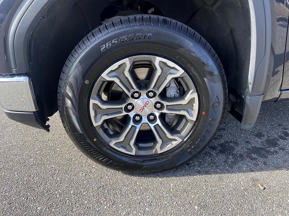 Used 2024 GMC Sierra 1500 SLT image 8