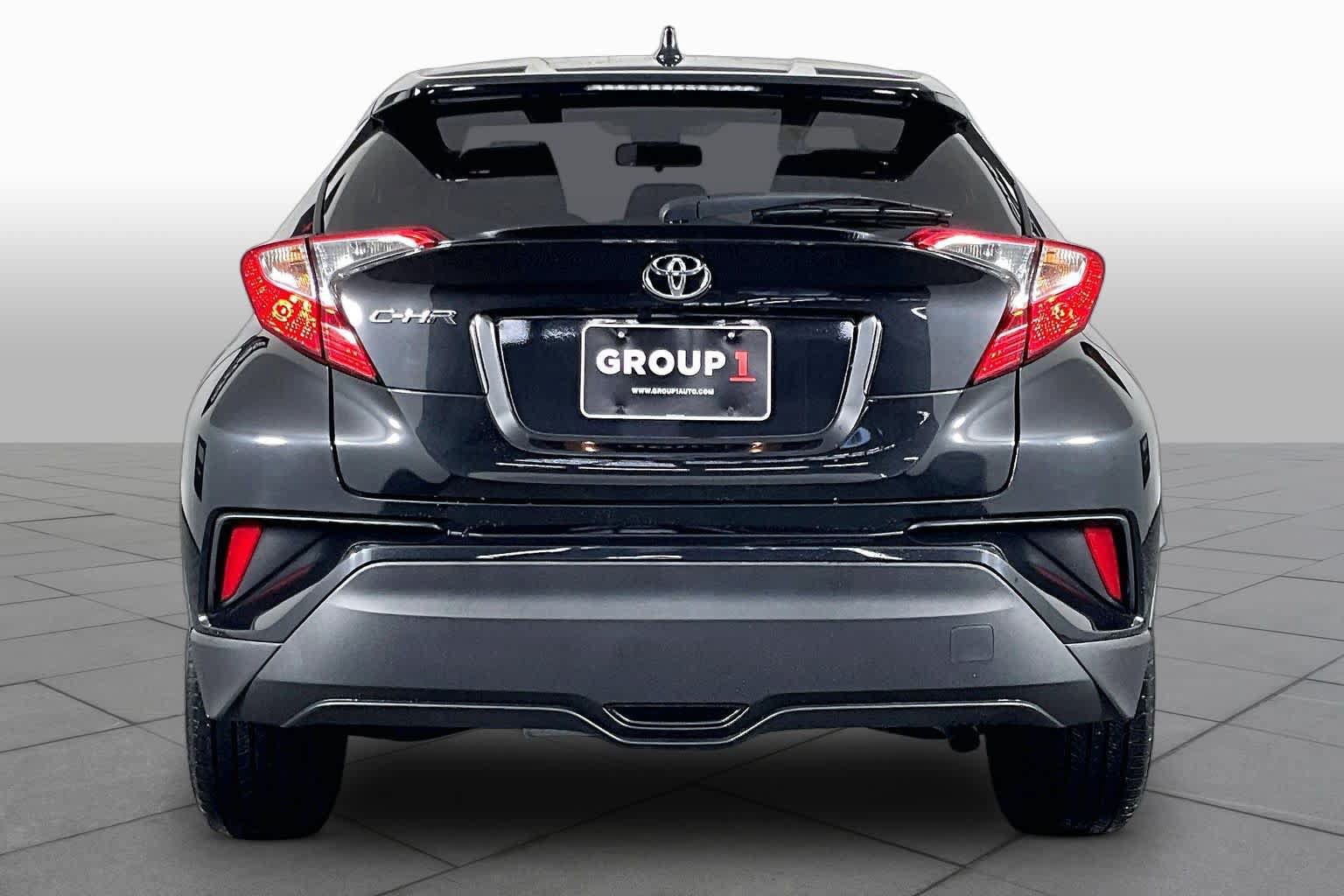 Used 2020 Toyota C-HR LE FWD image 5