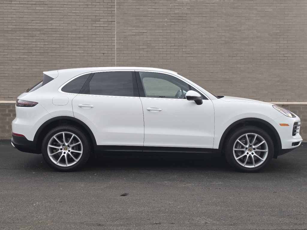 Certified 2023 Porsche Cayenne image 10