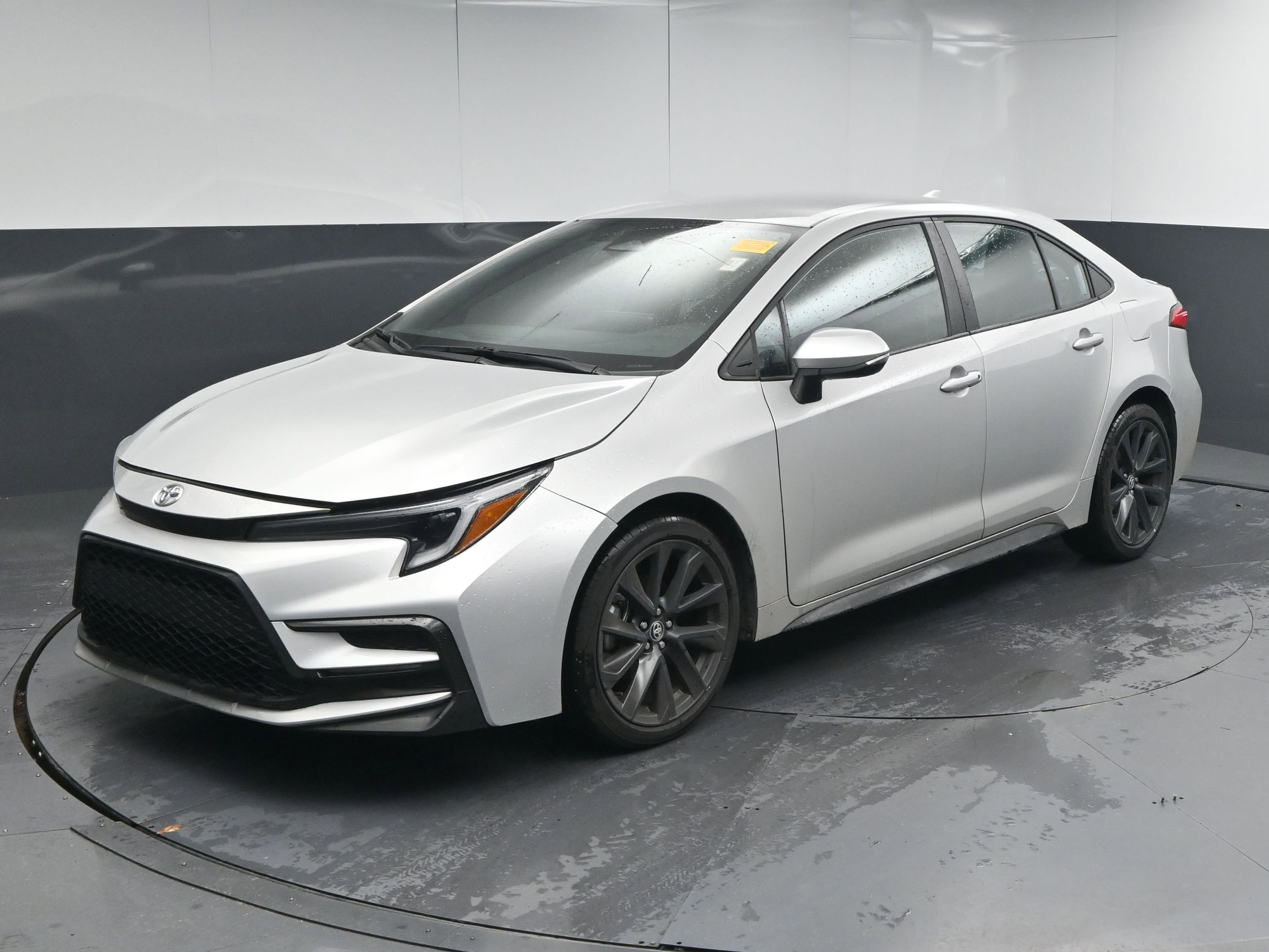 Certified 2024 Toyota Corolla SE image 4