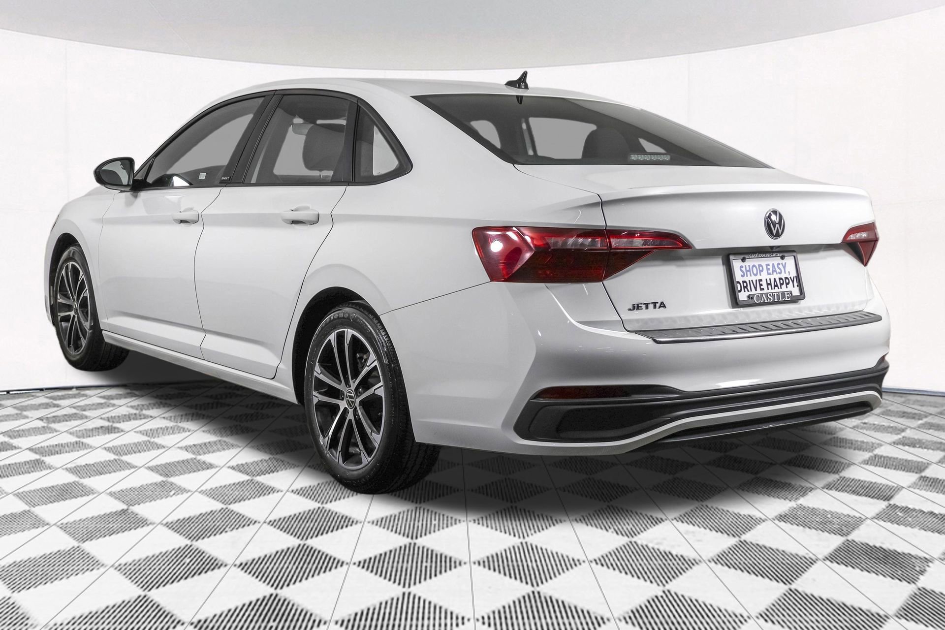 Used 2023 Volkswagen Jetta Sport image 16