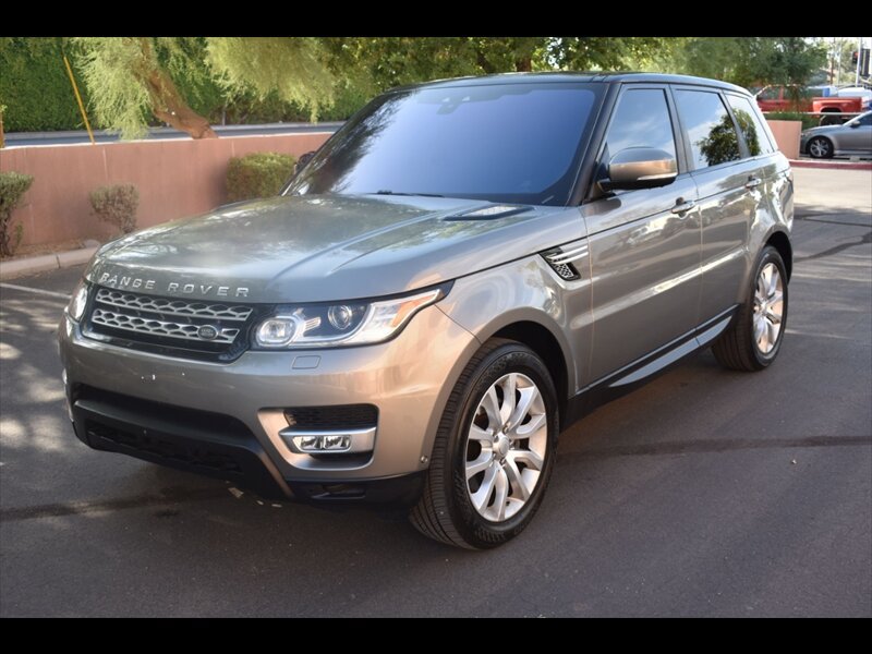 Used 2017 Land Rover Range Rover Sport HSE AWD/4WD image 3