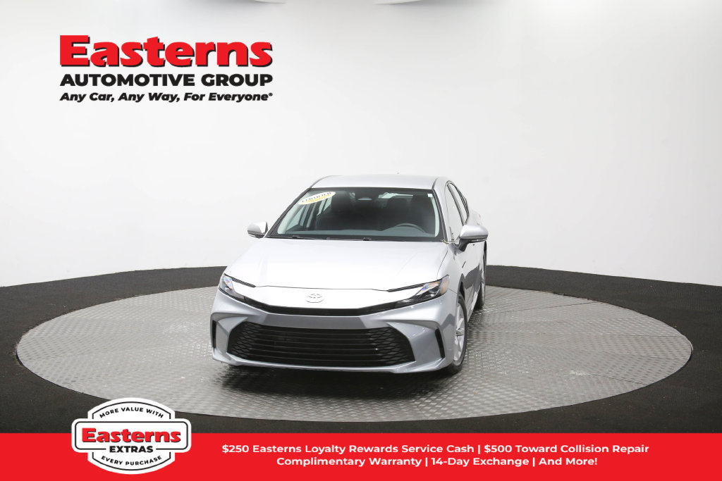 Used 2025 Toyota Camry LE FWD image 54
