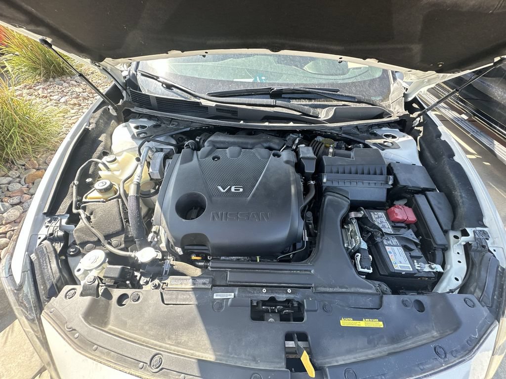 Used 2022 Nissan Maxima SR w/ Sport Mat Group FWD image 31