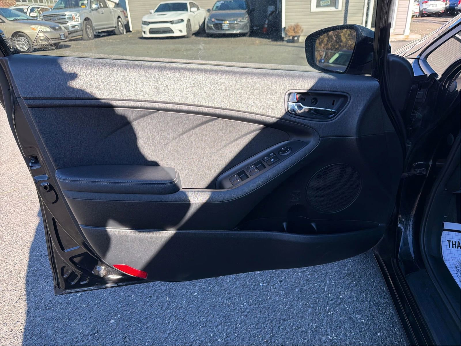 Used 2015 Kia Forte LX w/ Popular Package image 21