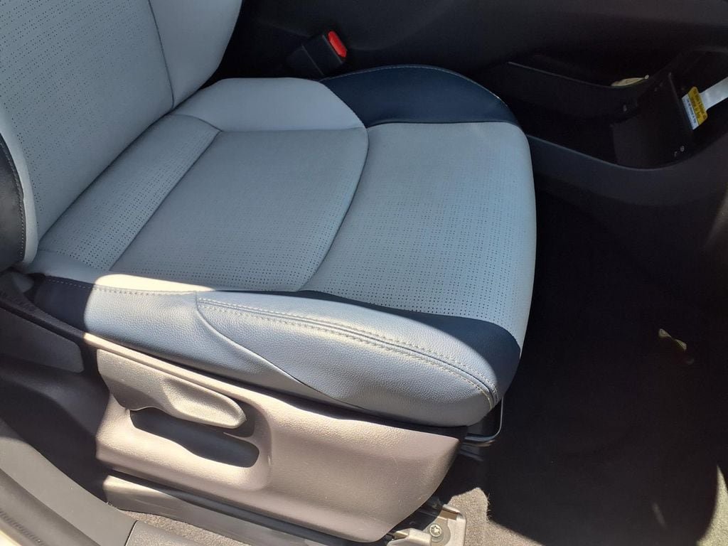Certified 2023 Subaru Solterra AWD image 17
