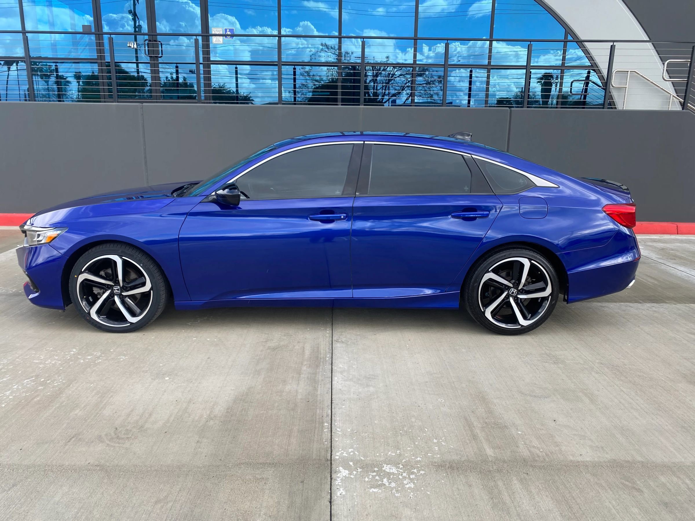 Used 2022 Honda Accord Sport image 5