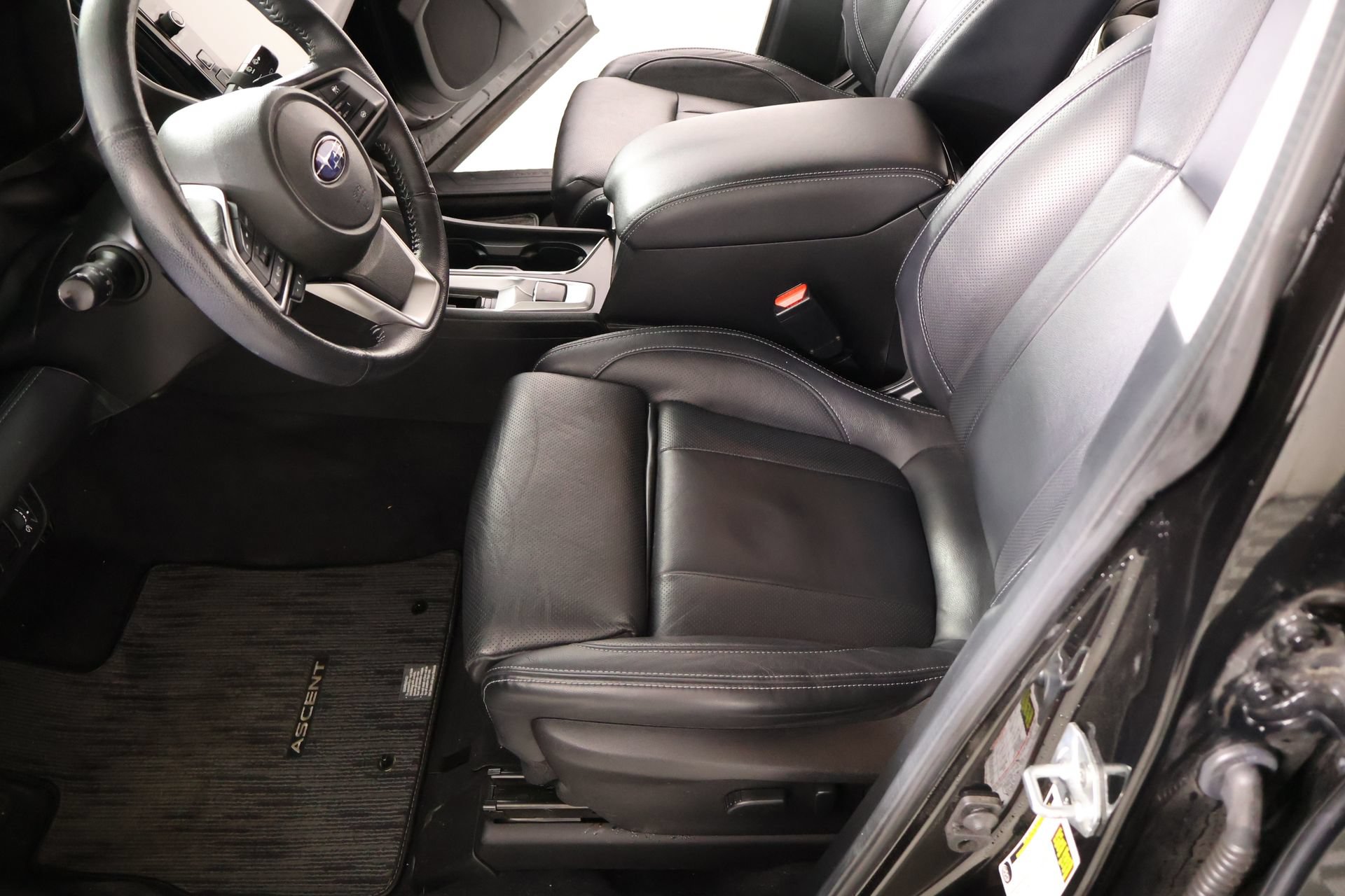 Used 2023 Subaru Ascent Limited AWD/4WD image 11