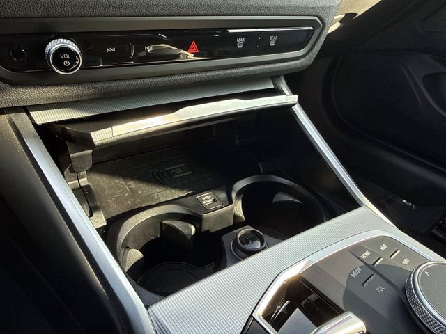Used 2023 BMW i4 eDrive35 RWD image 29