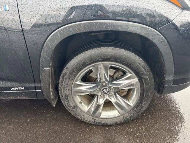 Used 2019 Toyota Highlander Limited Platinum AWD/4WD image 12