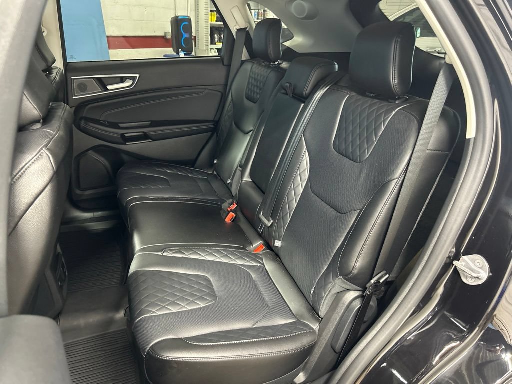 Used 2024 Ford Edge Titanium w/ Equipment Group 301A AWD/4WD image 36