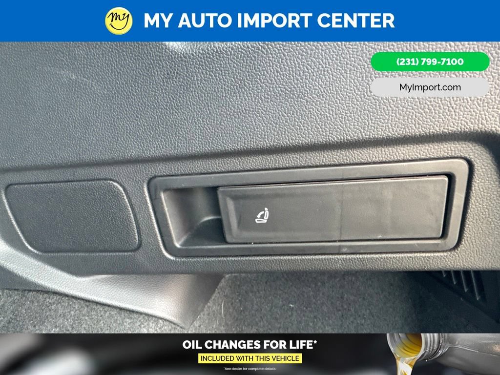 Used 2024 Volkswagen Tiguan SE R-Line AWD/4WD image 29