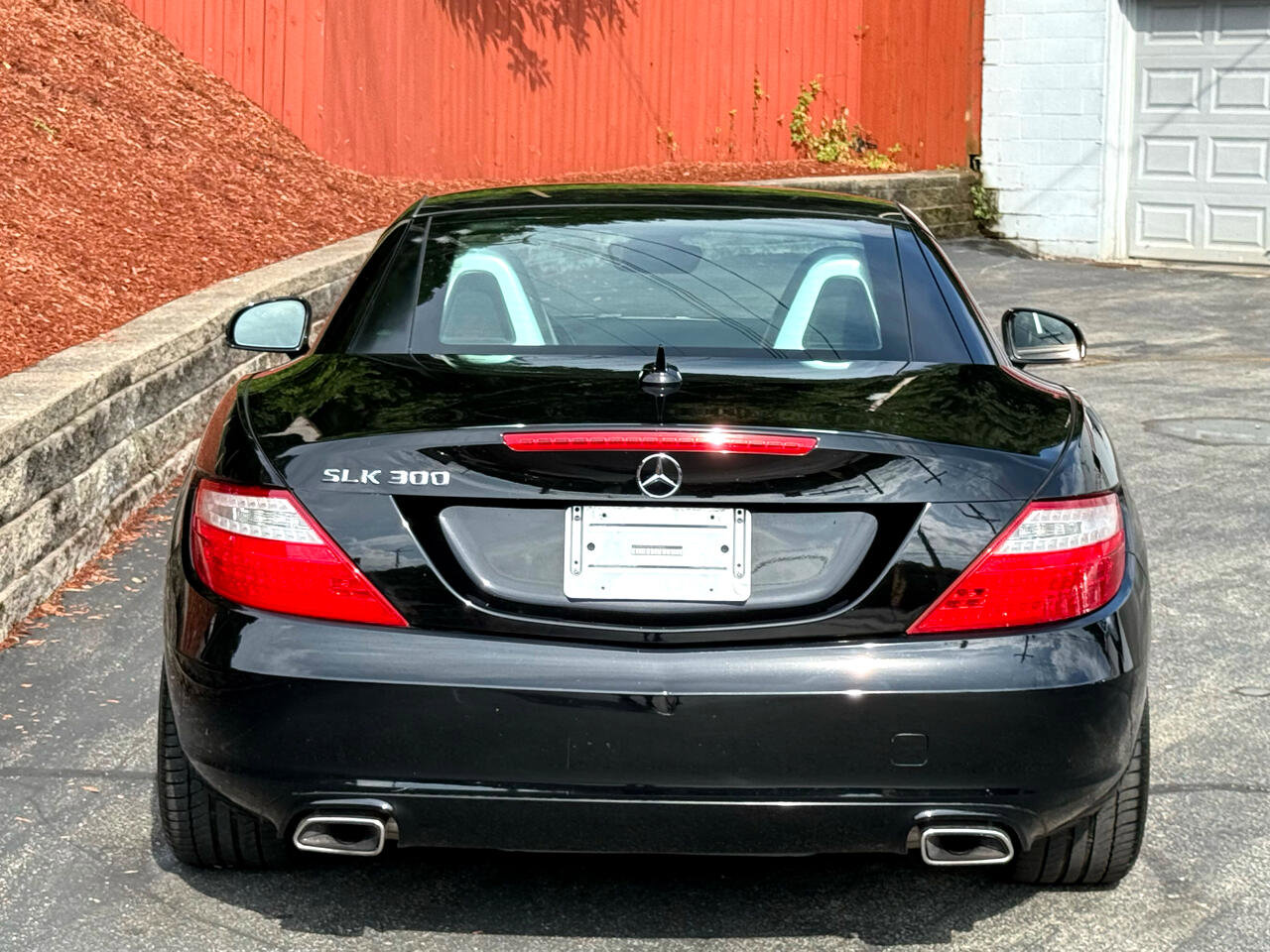 Used 2016 Mercedes-Benz SLK 300 image 7