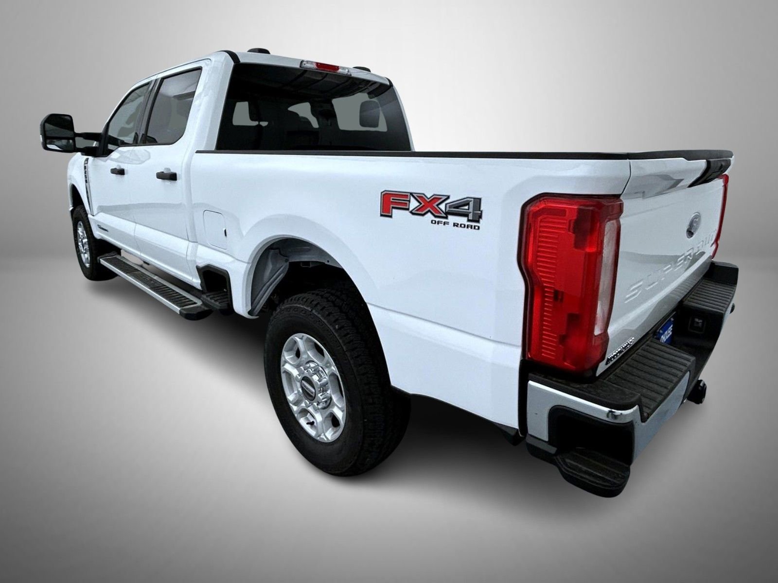New 2026 Ford F250 XLT w/ FX4 Off-Road Package image 7