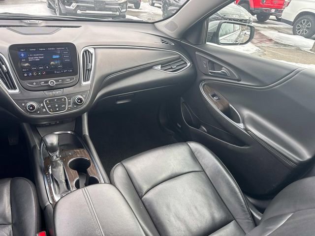 Used 2024 Chevrolet Malibu LT image 19