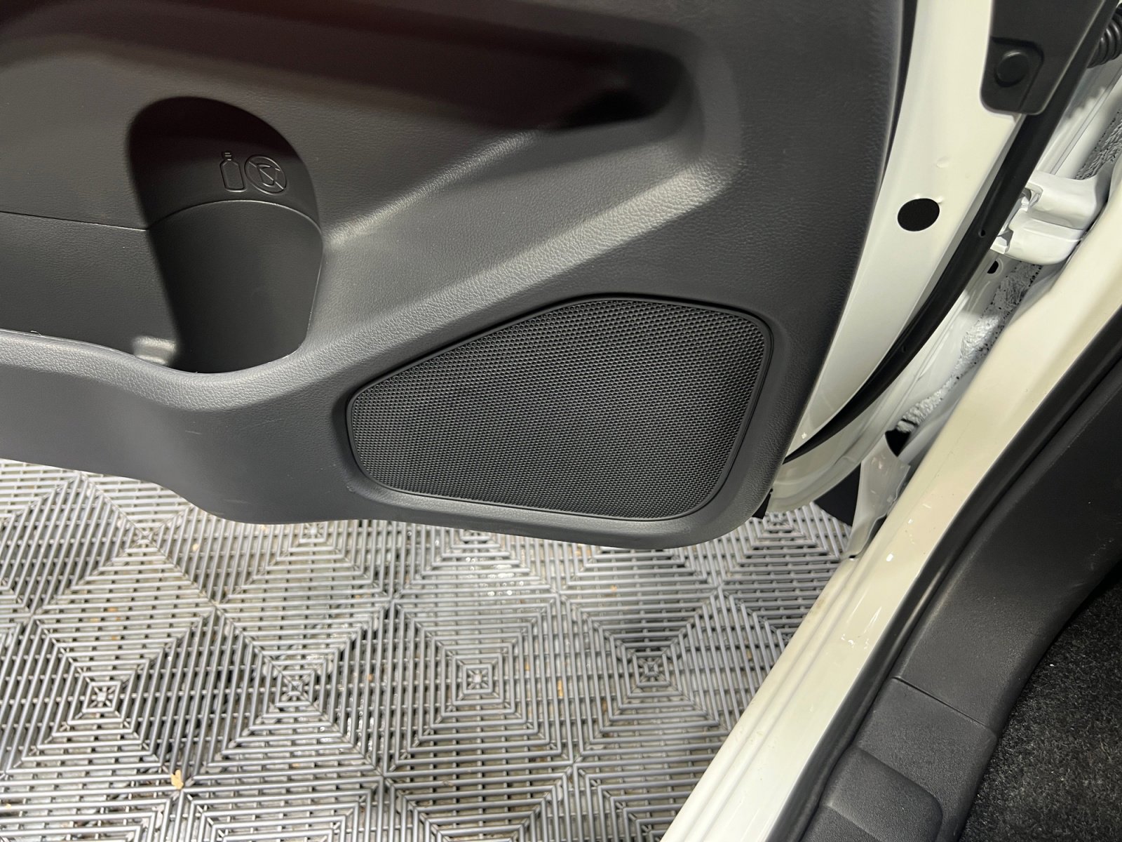 New 2026 Nissan Frontier PRO-4X image 27