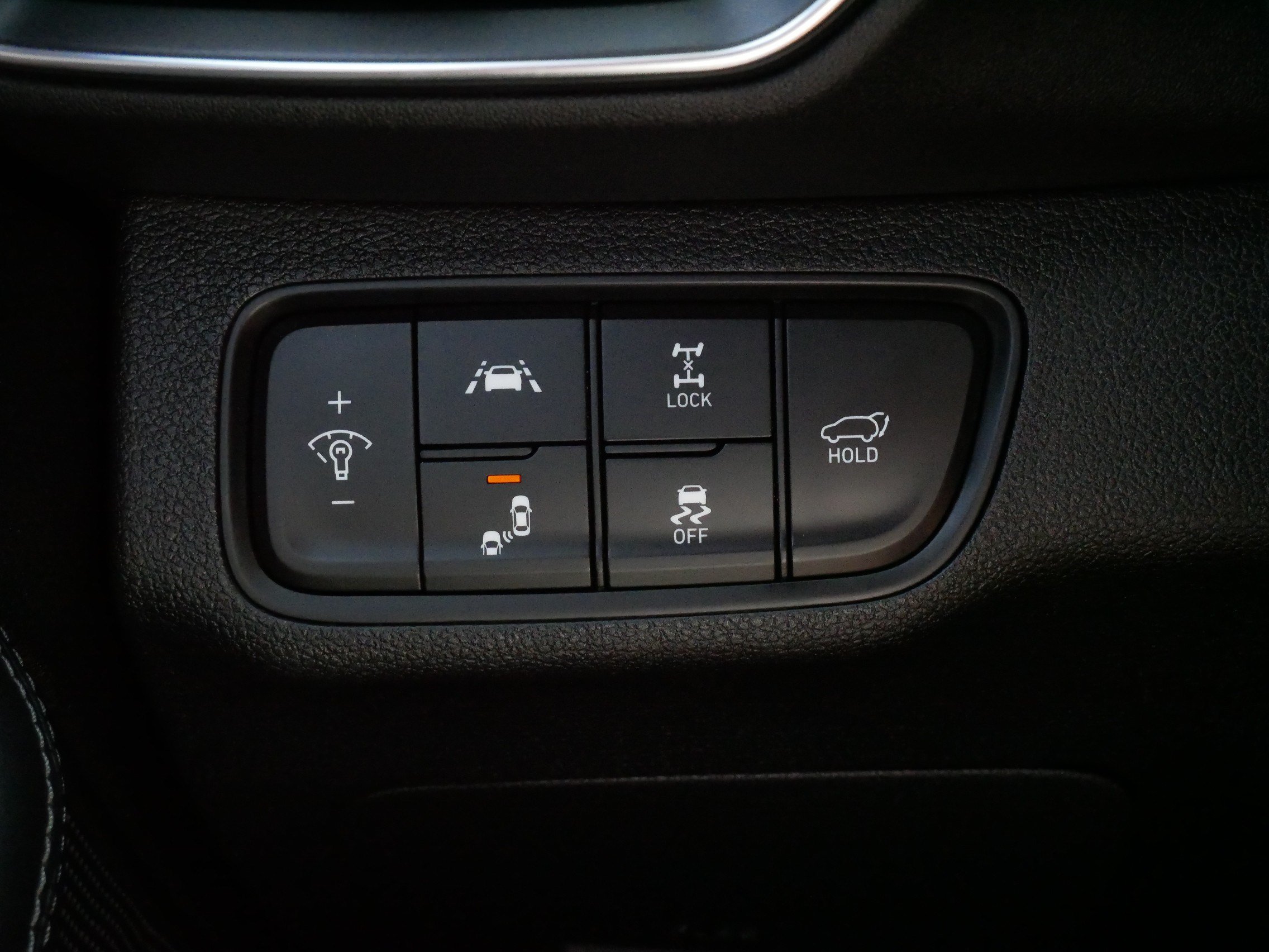 Used 2019 Hyundai Santa Fe AWD image 27