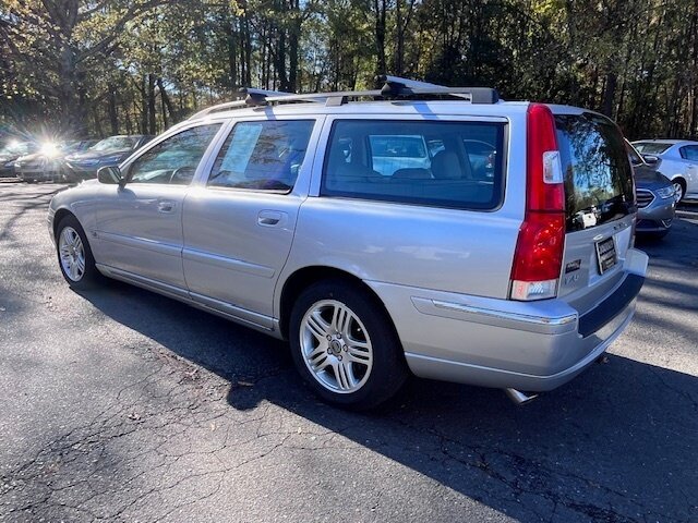 Used 2006 Volvo V70 2.5T FWD image 6