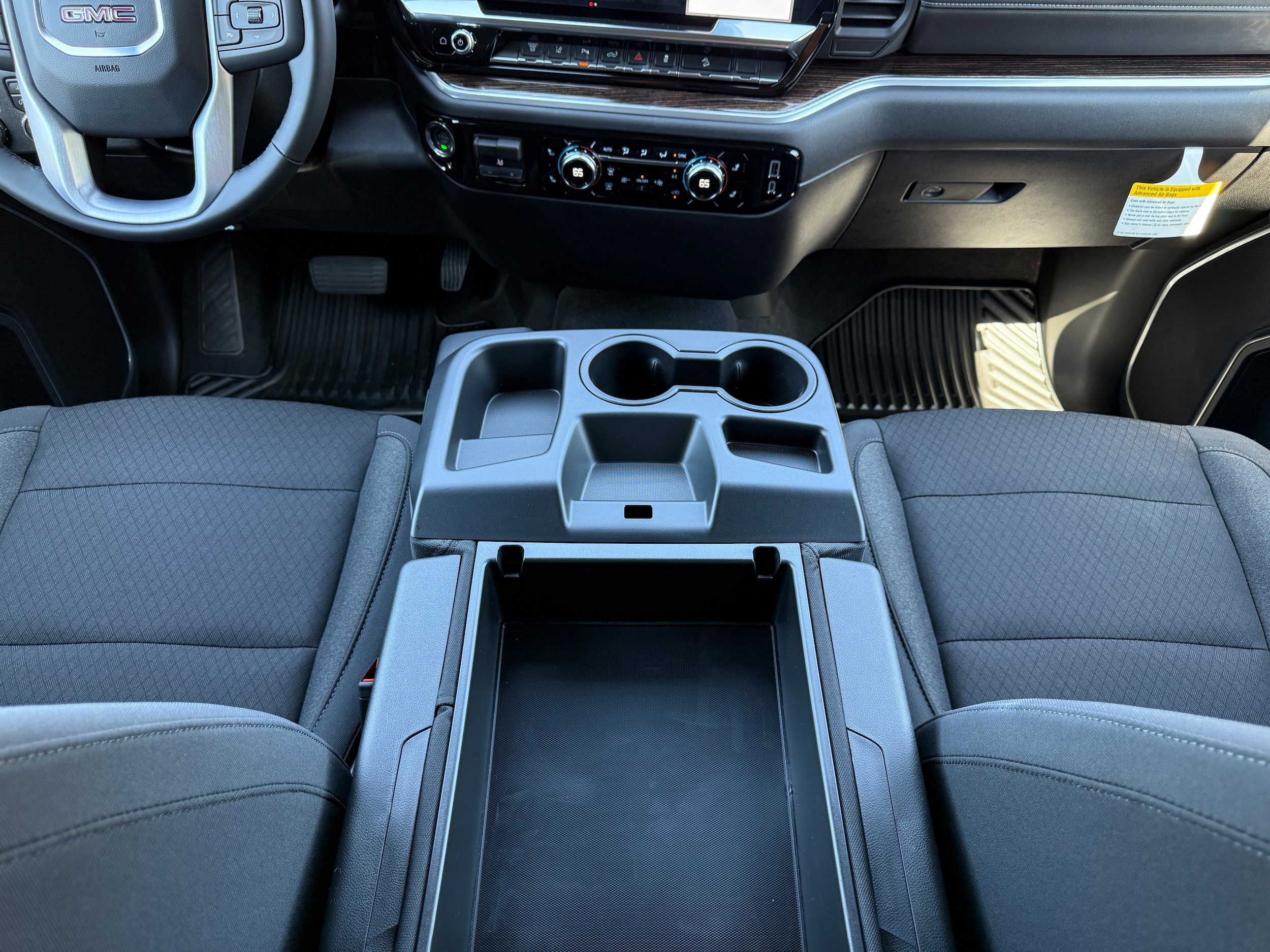 New 2025 GMC Sierra 2500 SLE w/ SLE Value Package; image 19