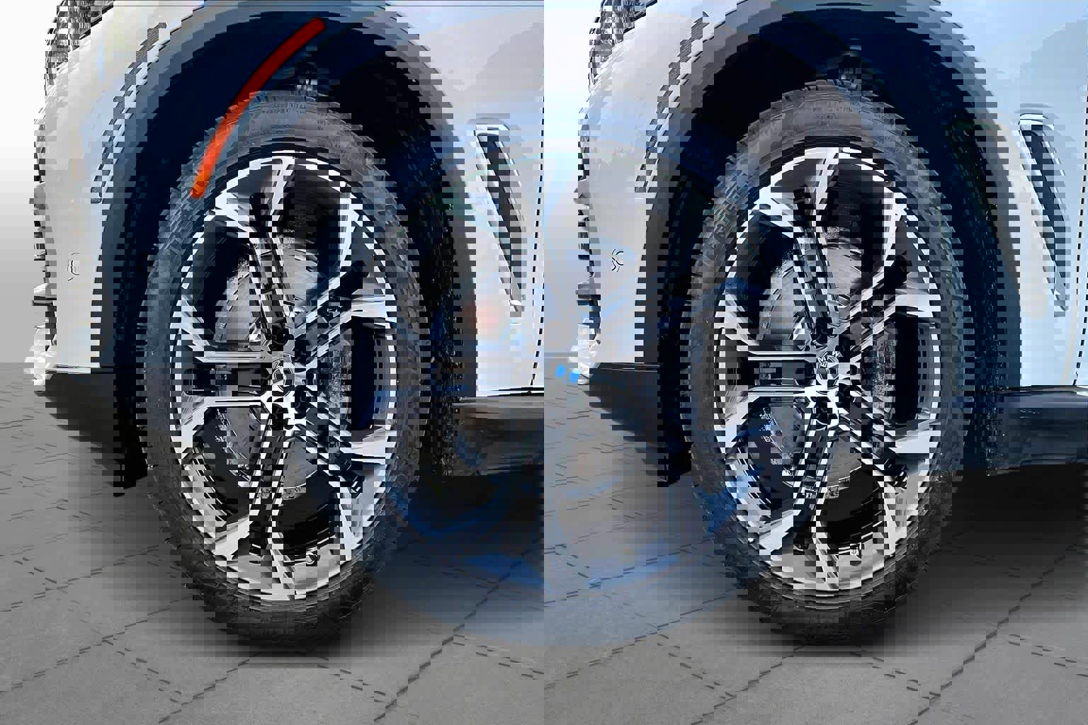 Certified 2022 BMW X5 xDrive40i w/ Executive Package image 11