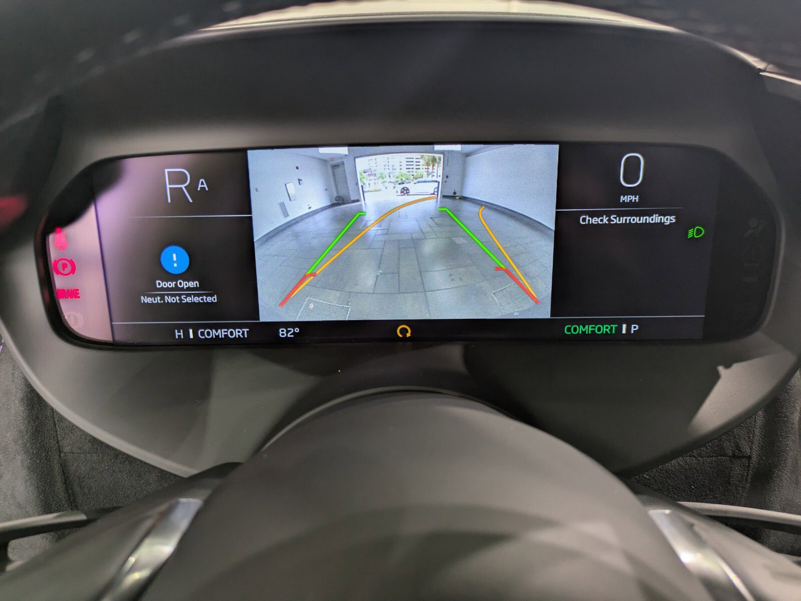 Used 2024 McLaren 750S image 13