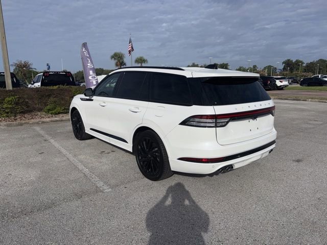 Used 2025 Lincoln Aviator Reserve w/ Luxury Package image 8