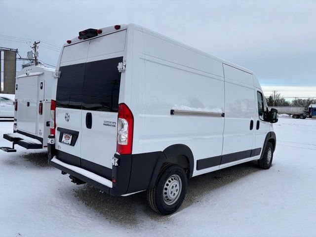 Used 2025 RAM ProMaster 2500 w/ Convenience Group image 2