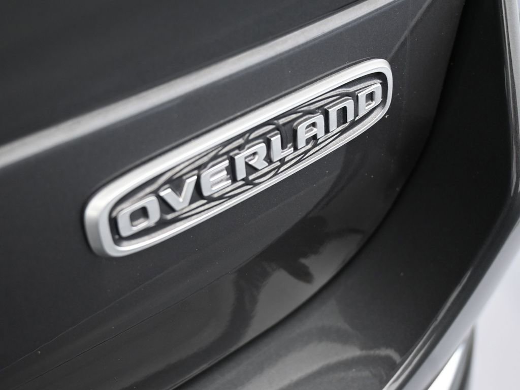 Used 2024 Jeep Grand Cherokee L Overland w/ Luxury Tech Group IV image 44