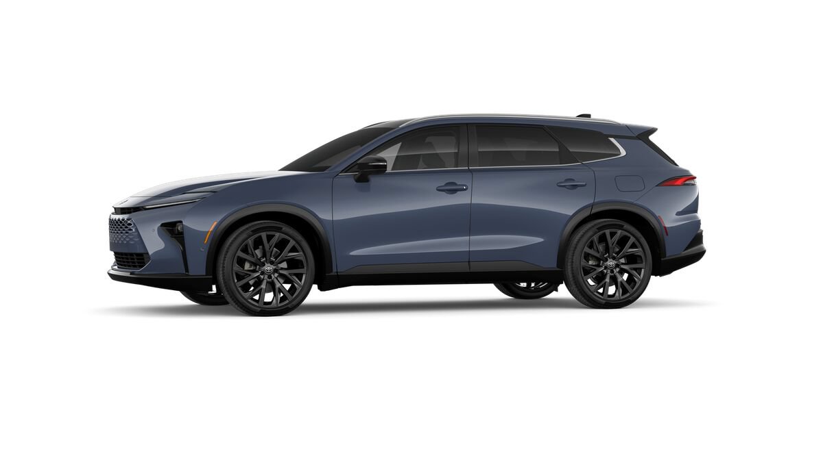 New 2026 Toyota Crown Signia AWD/4WD image 3