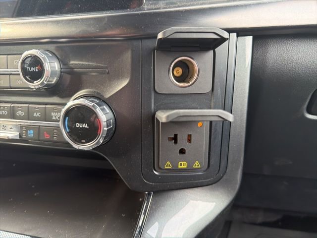 Used 2022 Ford F150 Lariat w/ Equipment Group 502A High image 38