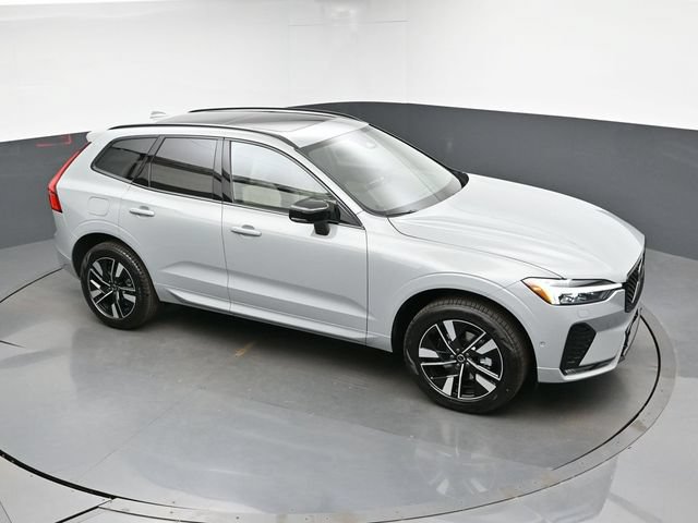 New 2026 Volvo XC60 B5 Plus w/ Protection Package Premier AWD/4WD image 45