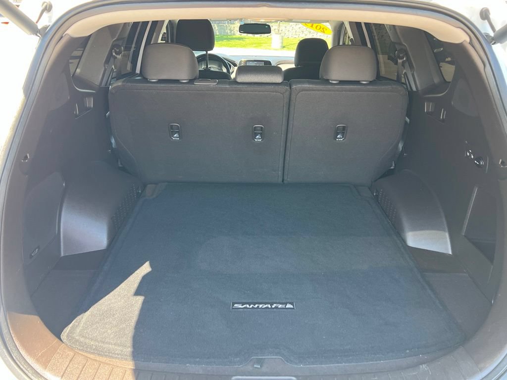 Used 2019 Hyundai Santa Fe SEL FWD image 23