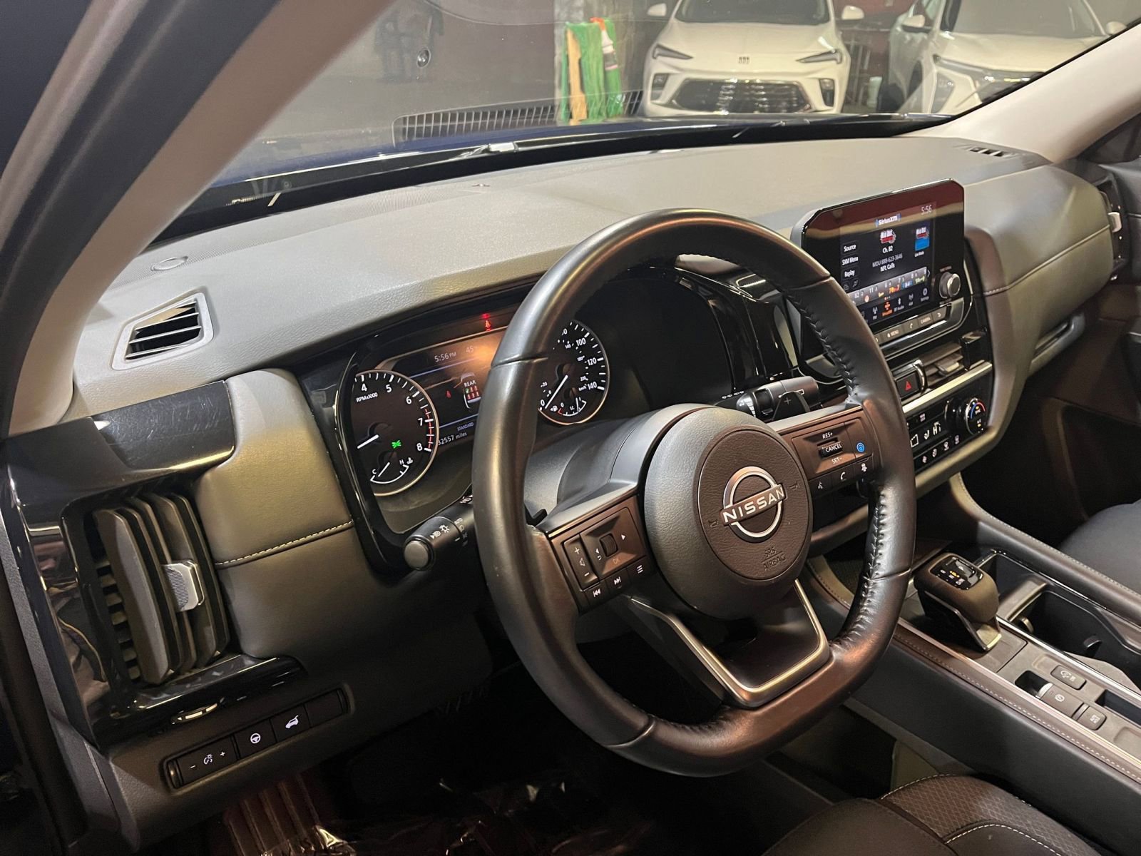 Used 2025 Nissan Pathfinder SV image 35