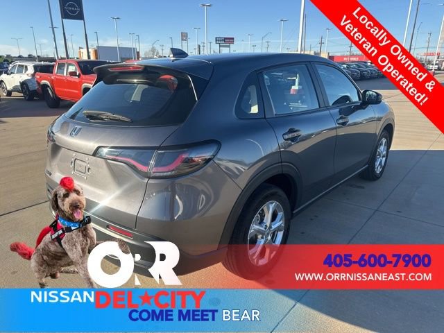 Used 2025 Honda HR-V LX image 5
